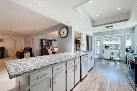 Casa en venta en Port Richey, Florida, 2 dormitorios, 159.61 m2 № 2201608 - foto 16