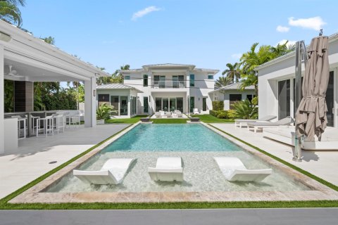 House in Delray Beach, Florida 7 bedrooms, 687.29 sq.m. № 2399624 - photo 3