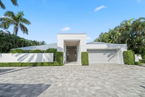 House in Delray Beach, Florida 7 bedrooms, 687.29 sq.m. № 2399624 - photo 12