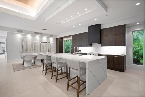 House in Delray Beach, Florida 7 bedrooms, 687.29 sq.m. № 2399624 - photo 17