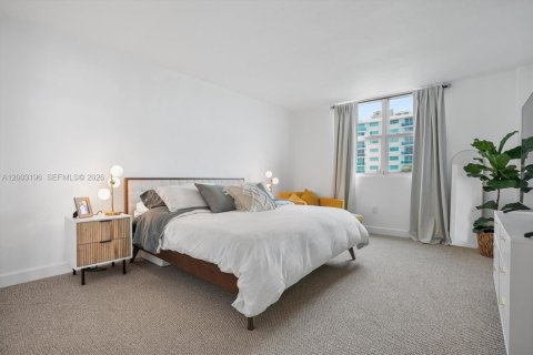 Купить кондоминиум в Норт-Бей-Виллидж, Флорида 3 спальни, 123.56м2, № 2068136 - фото 14