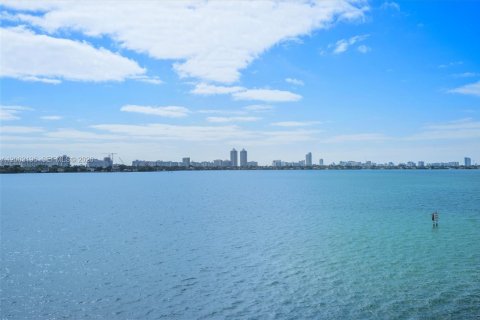 Купить кондоминиум в Норт-Бей-Виллидж, Флорида 3 спальни, 123.56м2, № 2068136 - фото 27