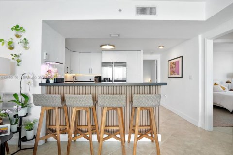 Купить кондоминиум в Норт-Бей-Виллидж, Флорида 3 спальни, 123.56м2, № 2068136 - фото 4