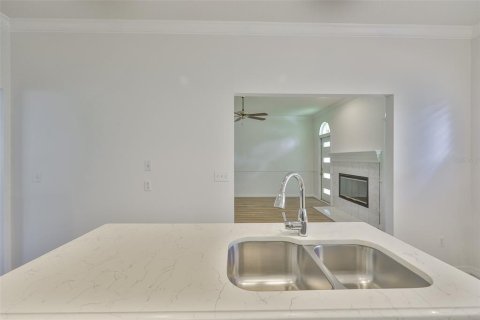 House in Clearwater, Florida 3 bedrooms, 151.15 sq.m. № 1833080 - photo 16
