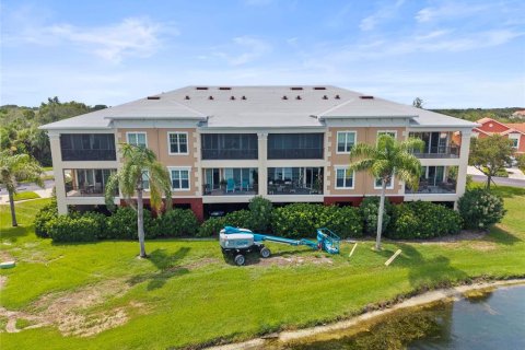 Condo in Saint Petersburg, Florida, 3 bedrooms № 2231565 - photo 26