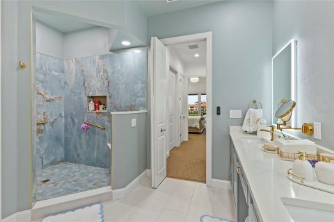 Condo in Saint Petersburg, Florida, 3 bedrooms № 2231565 - photo 16