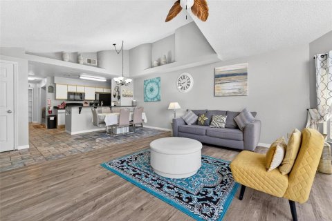 Condo in Kissimmee, Florida, 3 bedrooms  № 1885069 - photo 6
