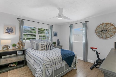 Casa en alquiler en Saint Petersburg, Florida, 3 dormitorios, 111.48 m2 № 1853863 - foto 25