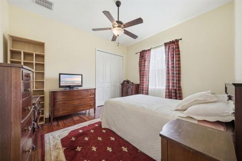 House in Odessa, Florida 5 bedrooms, 346.9 sq.m. № 2099923 - photo 16