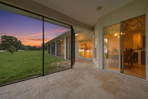 House in Odessa, Florida 5 bedrooms, 346.9 sq.m. № 2099923 - photo 24