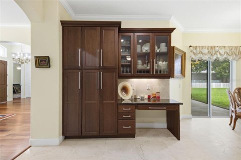 House in Odessa, Florida 5 bedrooms, 346.9 sq.m. № 2099923 - photo 8