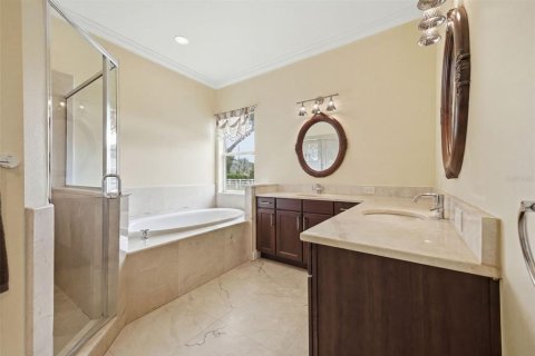 House in Odessa, Florida 5 bedrooms, 346.9 sq.m. № 2099923 - photo 13