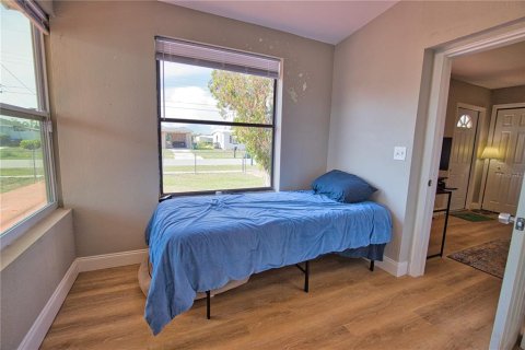 House in North Port, Florida 3 bedrooms, 110.27 sq.m. № 1767205 - photo 12