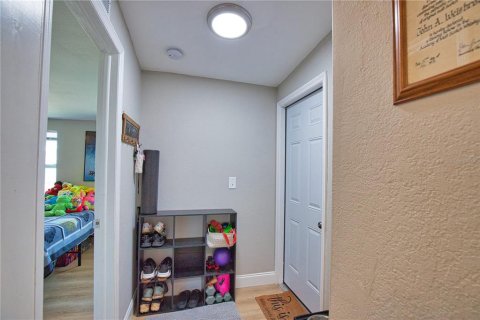 House in North Port, Florida 3 bedrooms, 110.27 sq.m. № 1767205 - photo 18