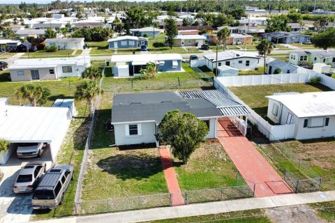House in North Port, Florida 3 bedrooms, 110.27 sq.m. № 1767205 - photo 2