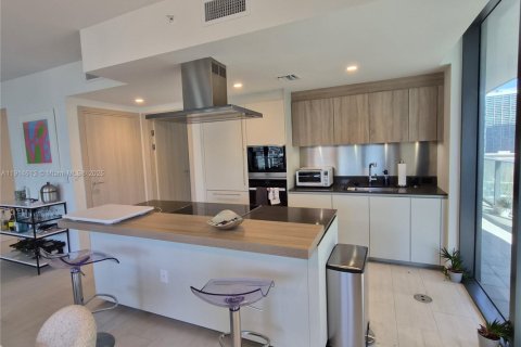 Купить кондоминиум в Майами, Флорида 2 спальни, 119.47м2, № 1970675 - фото 4