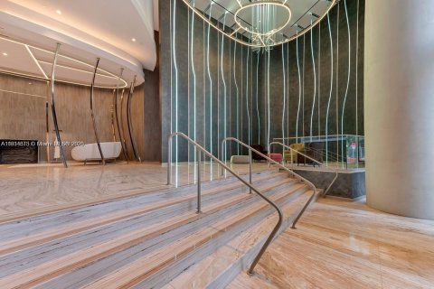 Купить кондоминиум в Майами, Флорида 2 спальни, 119.47м2, № 1970675 - фото 27