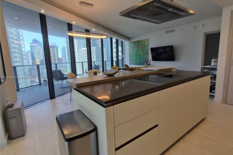 Купить кондоминиум в Майами, Флорида 2 спальни, 119.47м2, № 1970675 - фото 9