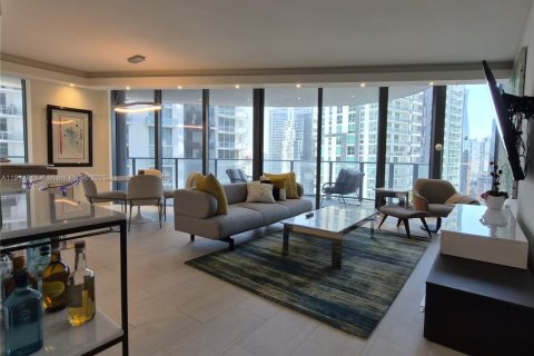 Купить кондоминиум в Майами, Флорида 2 спальни, 119.47м2, № 1970675 - фото 3