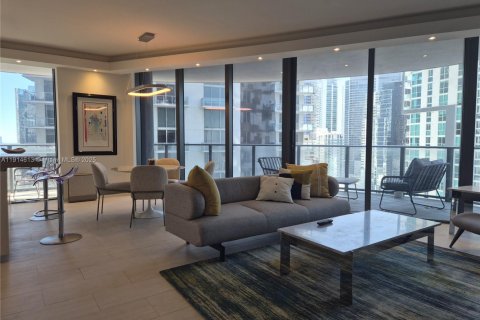 Купить кондоминиум в Майами, Флорида 2 спальни, 119.47м2, № 1970675 - фото 2