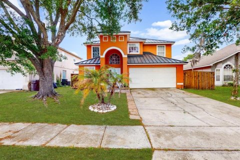 Villa ou maison à vendre à Kissimmee, Floride: 6 chambres, 222.87 m2 № 2142189 - photo 2