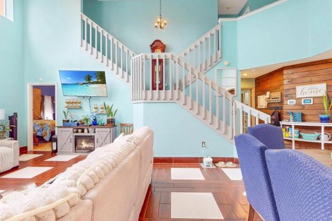 Villa ou maison à vendre à Kissimmee, Floride: 6 chambres, 222.87 m2 № 2142189 - photo 15