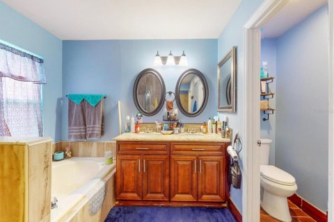 Villa ou maison à vendre à Kissimmee, Floride: 6 chambres, 222.87 m2 № 2142189 - photo 21