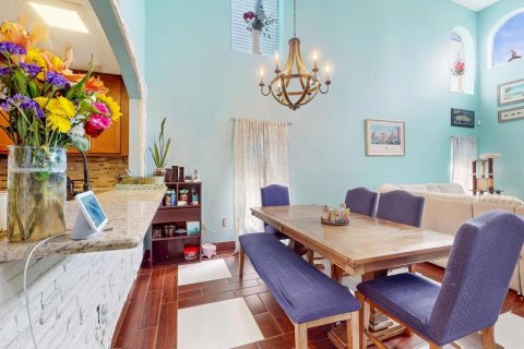 Villa ou maison à vendre à Kissimmee, Floride: 6 chambres, 222.87 m2 № 2142189 - photo 11
