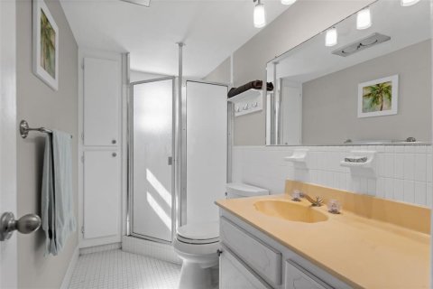 Condo in South Pasadena, Florida, 2 bedrooms  № 2393904 - photo 22