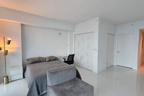 Снять в аренду кондоминиум в Майами, Флорида 49.33м2, № 2078243 - фото 6