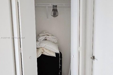 Снять в аренду кондоминиум в Майами, Флорида 49.33м2, № 2078243 - фото 10