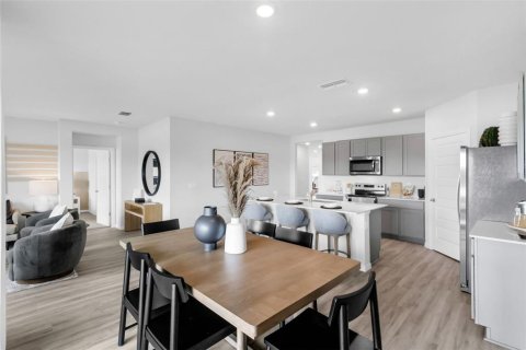 Villa ou maison à vendre à Winter Haven, Floride: 4 chambres, 169.83 m2 № 2222893 - photo 8