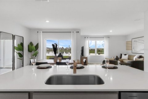 Villa ou maison à vendre à Winter Haven, Floride: 4 chambres, 169.83 m2 № 2222893 - photo 6