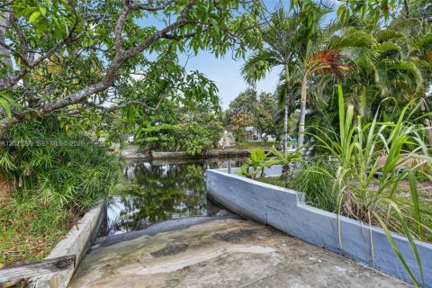Villa ou maison à vendre à Fort Lauderdale, Floride: 4 chambres, 203.08 m2 № 2247689 - photo 27