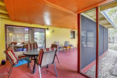 Villa ou maison à vendre à Fort Lauderdale, Floride: 4 chambres, 203.08 m2 № 2247689 - photo 23
