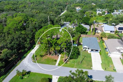 House in Sarasota, Florida 3 bedrooms, 176.05 sq.m. № 2393656 - photo 3
