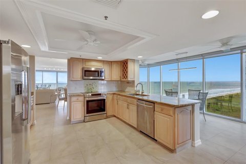 Condo in Hutchinson Island South, Florida, 3 bedrooms  № 1583801 - photo 23
