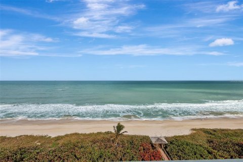 Condo in Hutchinson Island South, Florida, 3 bedrooms  № 1583801 - photo 2