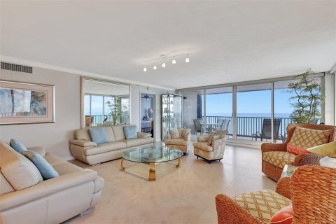 Condo in Hutchinson Island South, Florida, 3 bedrooms  № 1583801 - photo 10