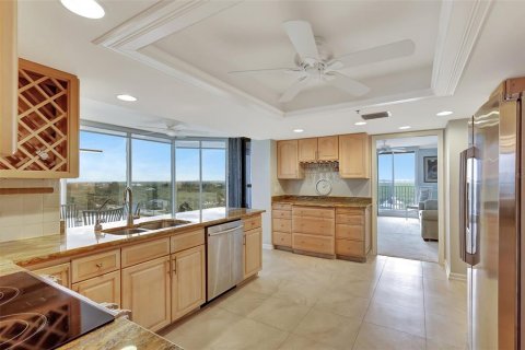 Condo in Hutchinson Island South, Florida, 3 bedrooms  № 1583801 - photo 25