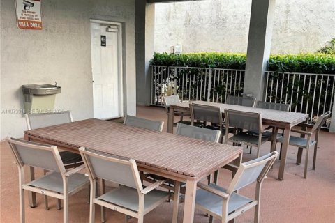 Copropriété à vendre à Doral, Floride: 2 chambres, 93.83 m2 № 2033673 - photo 16