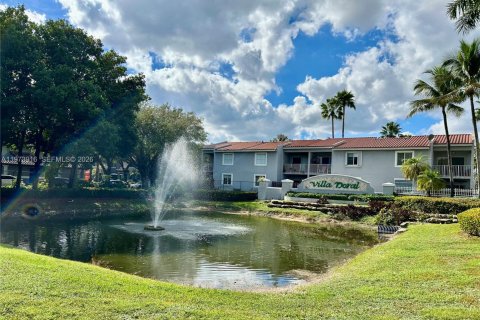 Condominio en venta en Doral, Florida, 2 dormitorios, 93.83 m2 № 2033673 - foto 19