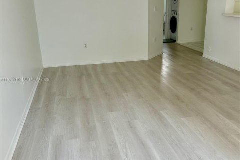 Copropriété à vendre à Doral, Floride: 2 chambres, 93.83 m2 № 2033673 - photo 5