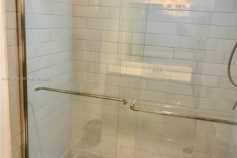 Copropriété à vendre à Doral, Floride: 2 chambres, 93.83 m2 № 2033673 - photo 11