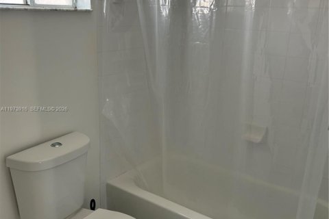 Copropriété à vendre à Doral, Floride: 2 chambres, 93.83 m2 № 2033673 - photo 14