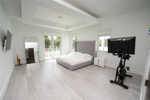 Casa en venta en Doral, Florida, 4 dormitorios, 366.69 m2 № 1983711 - foto 28