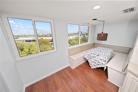 Condo in Tampa, Florida, 2 bedrooms  № 2143026 - photo 6