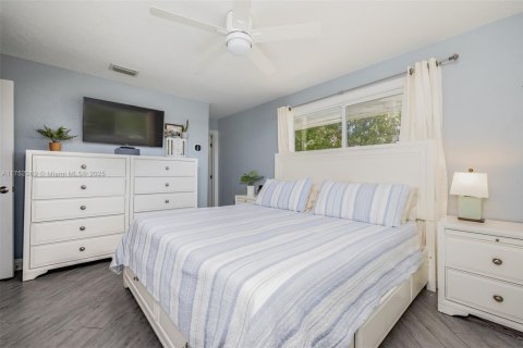House in Tavernier, Florida 3 bedrooms, 96.62 sq.m. № 1822036 - photo 16