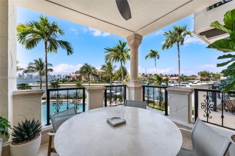 Condominio en venta en Miami Beach, Florida, 3 dormitorios, 254.92 m2 № 2154796 - foto 7