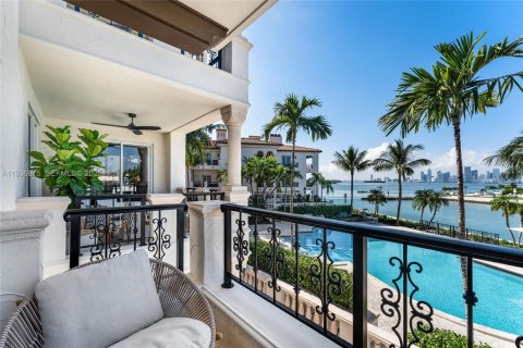 Condominio en venta en Miami Beach, Florida, 3 dormitorios, 254.92 m2 № 2154796 - foto 18